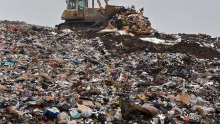 Avrupa Kentlerinden Bazıları Çöpler Konusunda Niçin Diğerlerine Fark Atıyor?