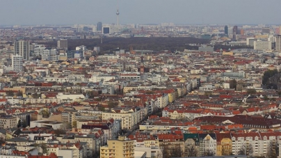 Berlin’de Seçmenler 240.000 Dairenin Kamulaştırılmasını İstiyor